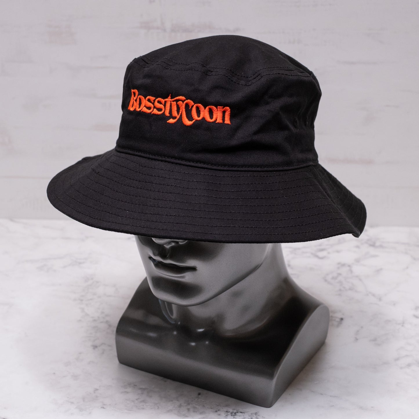 Bosstycoon bucket hat