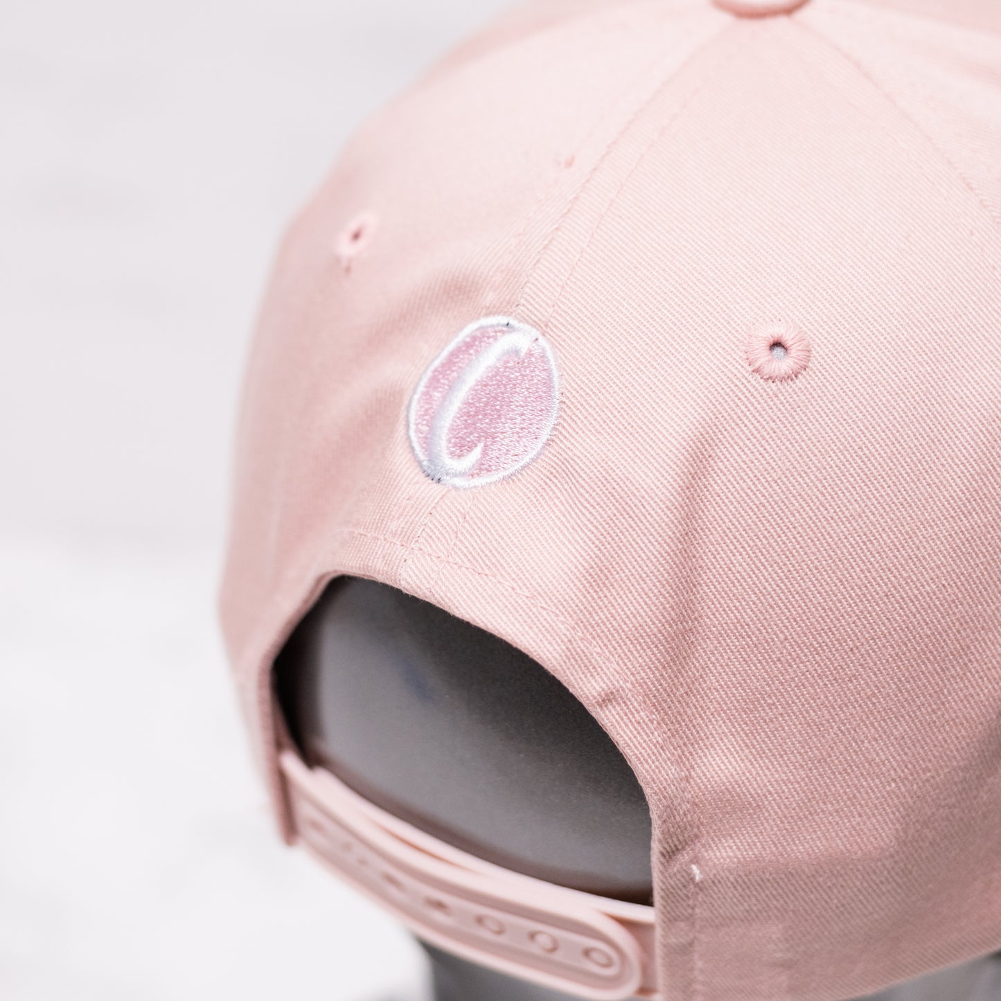 Chingona Snapback (Rose)